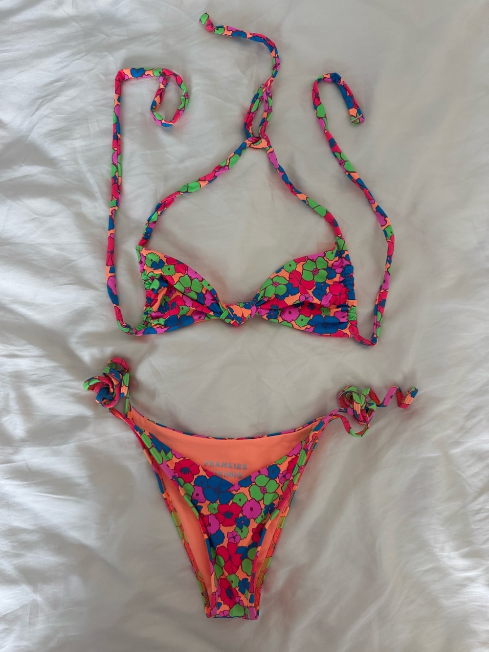 Frankie’s Bikinis Groovy Set